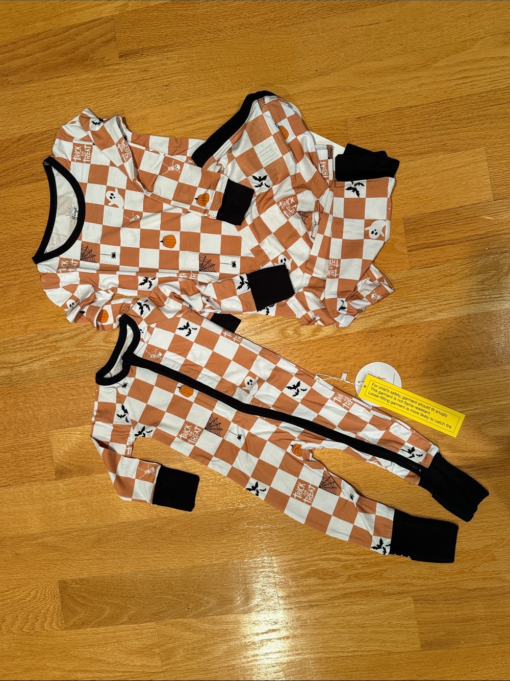 Kids Checkerboard Pumpkin One-Piece Pajamas - Orange/White